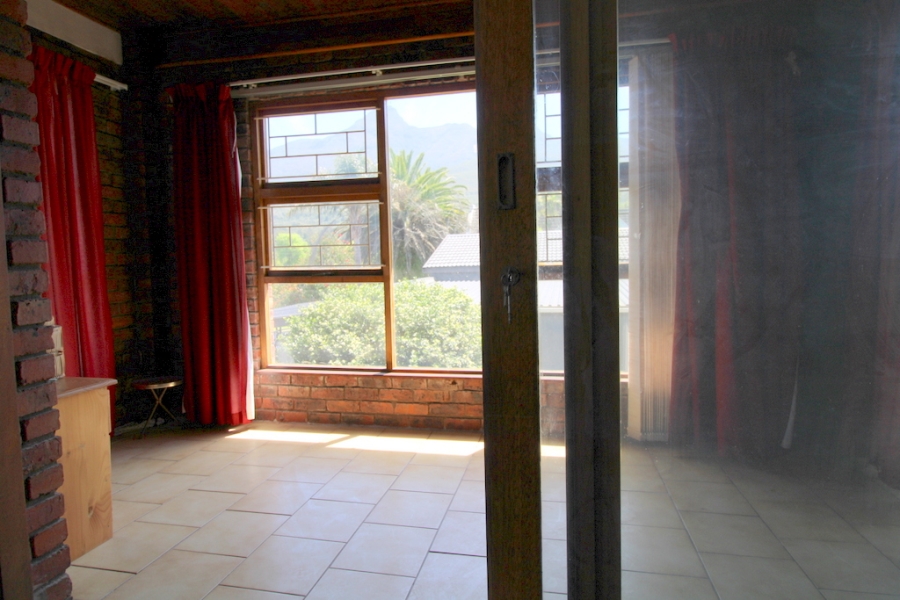 4 Bedroom Property for Sale in Denneoord Western Cape